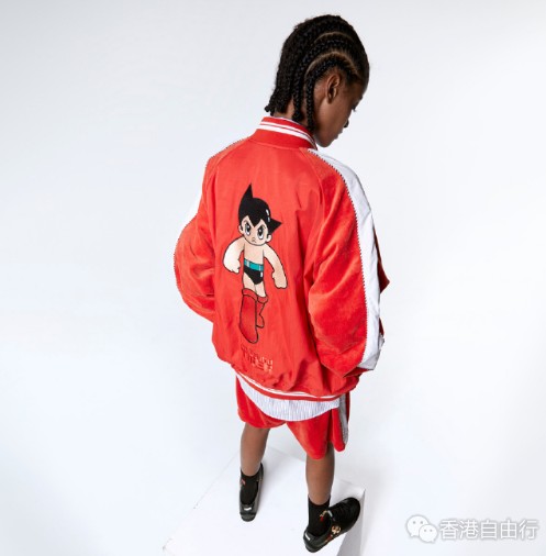 潮流碰撞 香港購物新寵，Onitsuka Tiger 75周年攜手《ASTRO BOY》打造聯名襯衫